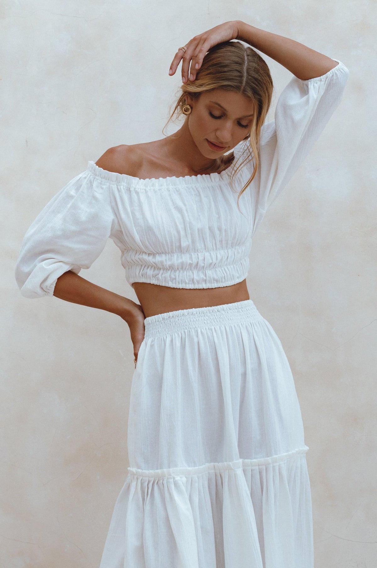 Annabelle Linen Cropped Top