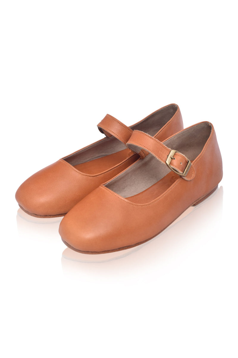 Belle Rose Round Toe Leather Flats