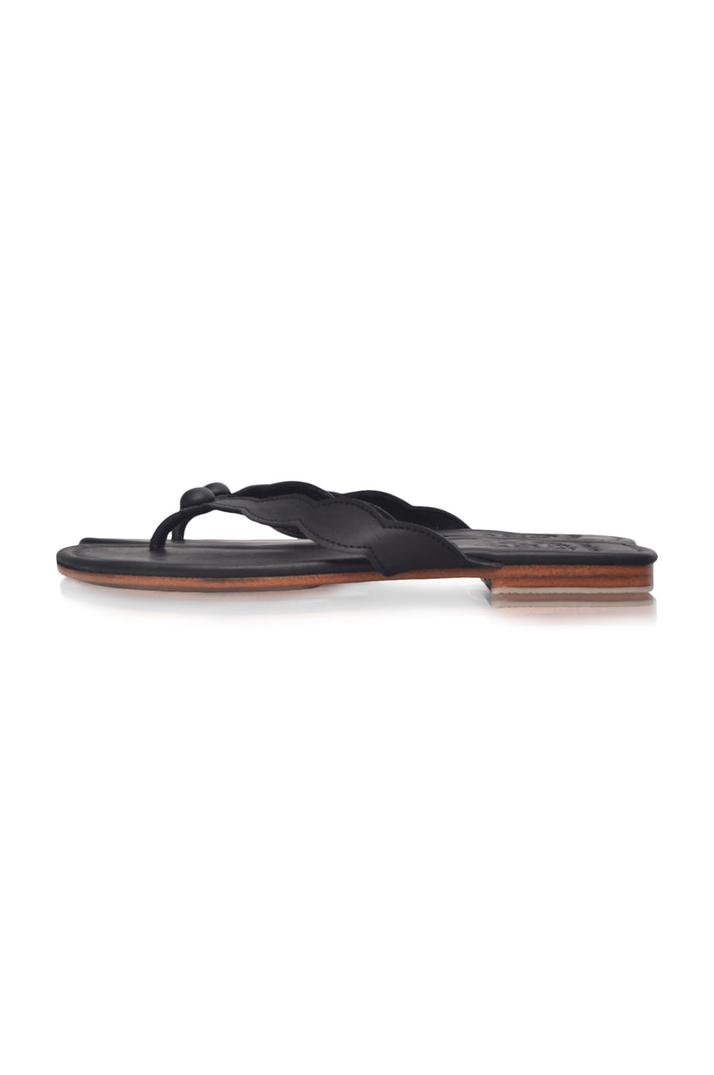 Nuvola Thong Leather Slides