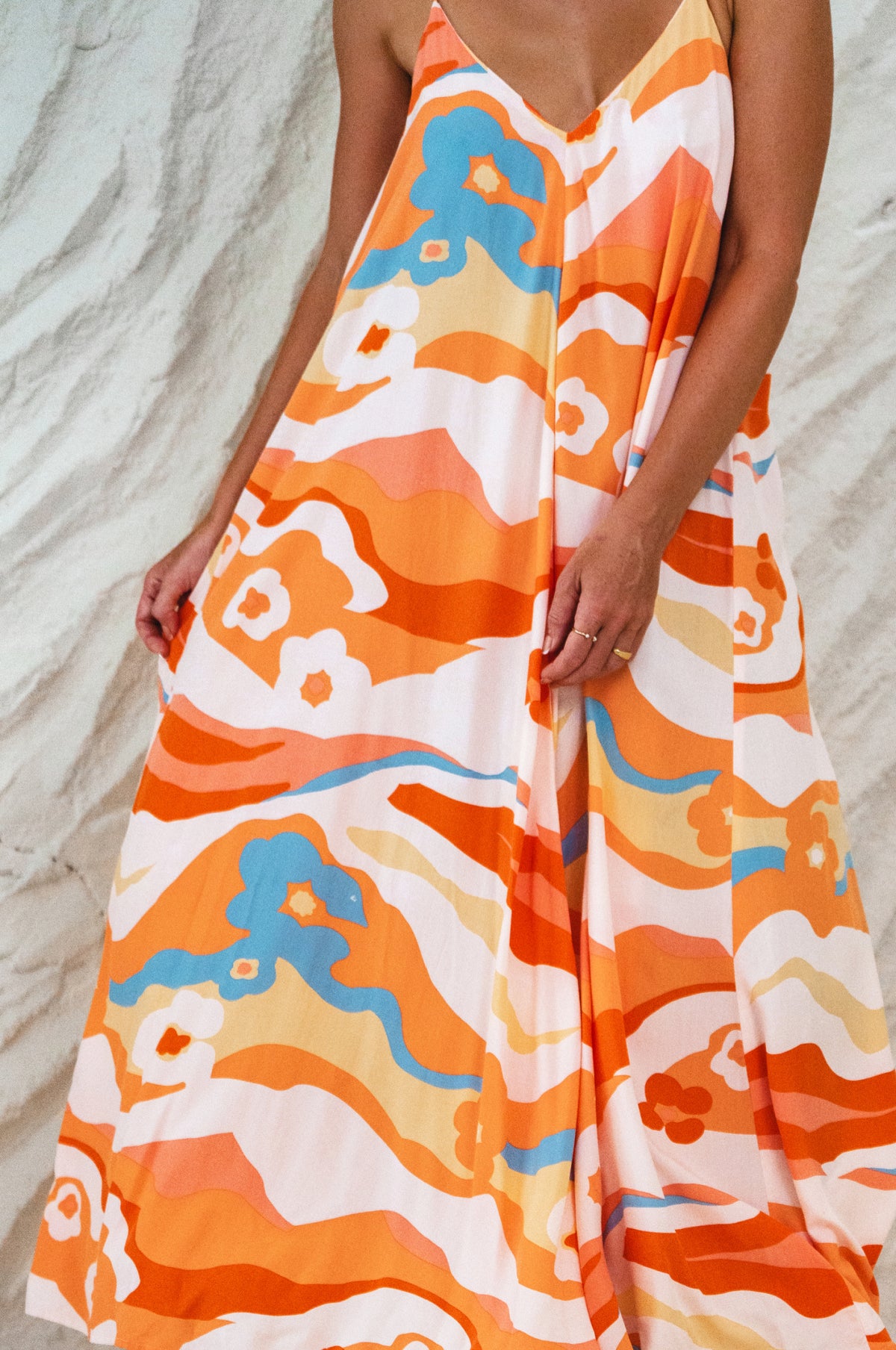 Silky Wind Strappy Maxi Dress