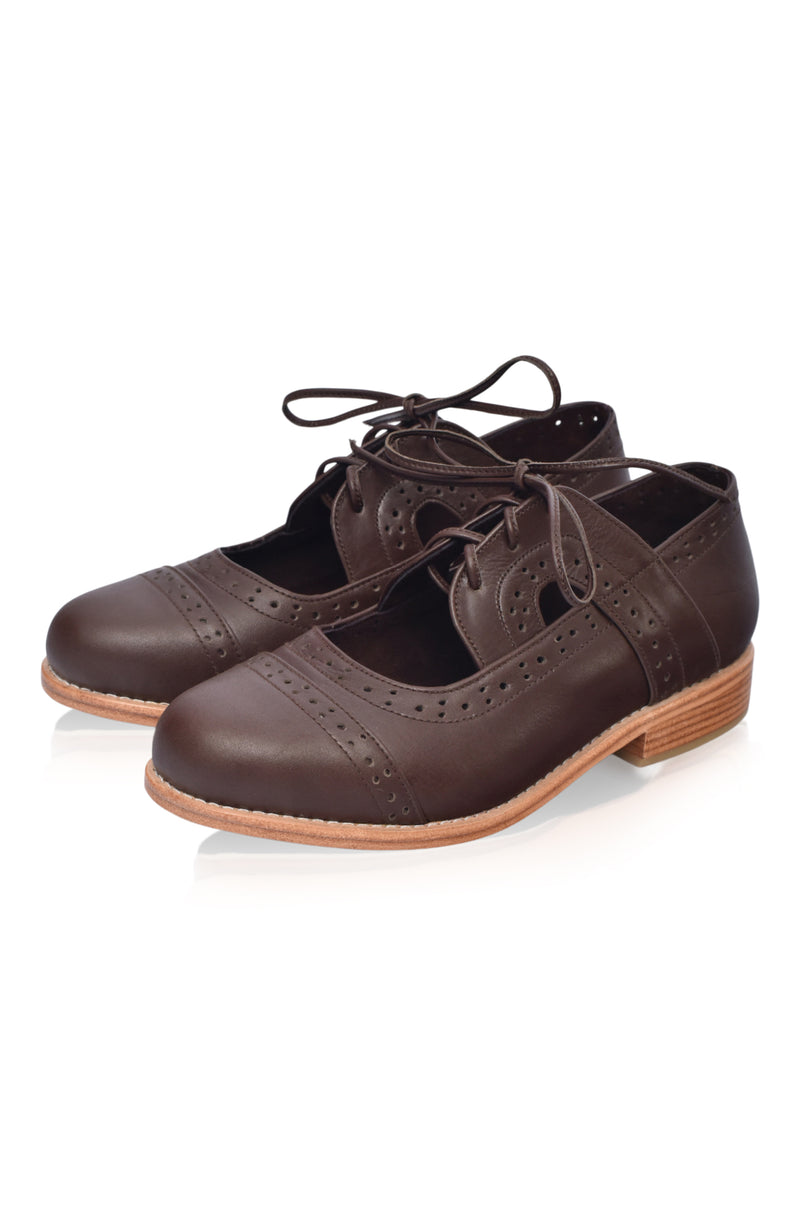 Scandinavia Leather Oxfords (*Sz. 4)