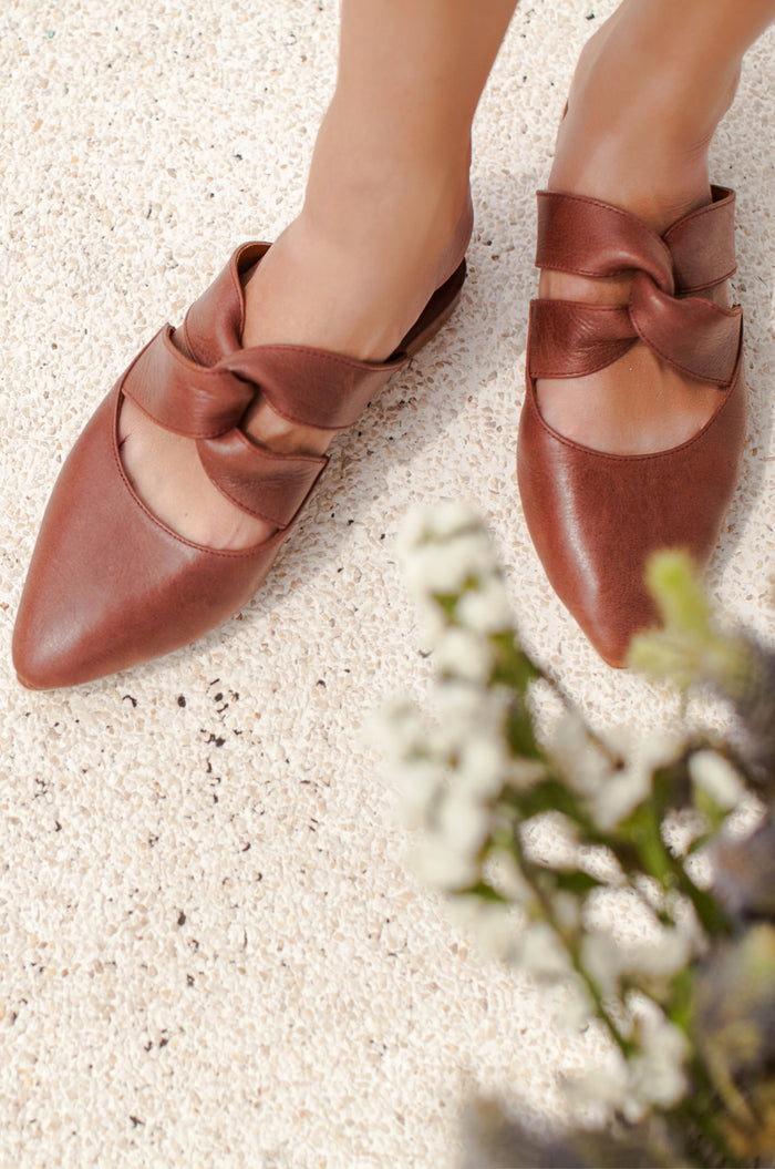 Taj Mahal Pointy Toe Mules